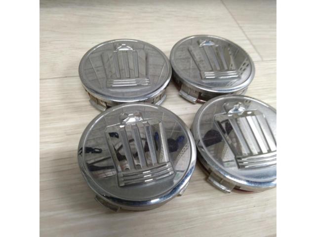 Toyota
Crown
Genuine
Center cap
Chrome
About 62mm
4 pieces set