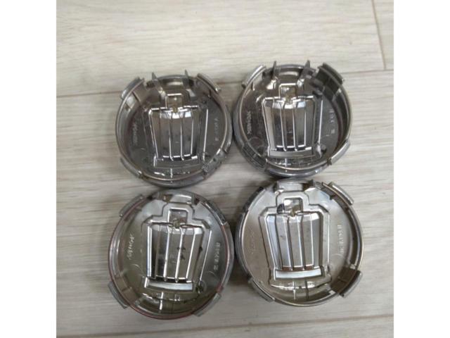 Toyota
Crown
Genuine
Center cap
Chrome
About 62mm
4 pieces set
