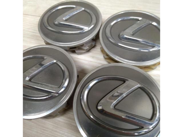 Lexus
Genuine
Center cap
About 62mm
4 pieces set