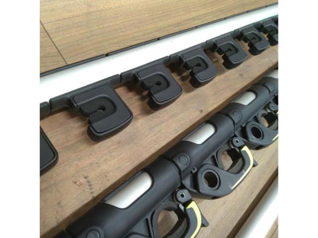 MODELLISTA / Modellista
Rod holder
200 series
Hiace
Narrow-body
For S-GL