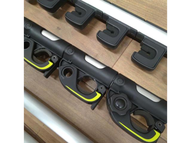 MODELLISTA / Modellista
Rod holder
200 series
Hiace
Narrow-body
For S-GL