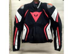 DAINESE
ESTREMA
AIR
TEX
Jacket
Size: 46 (equivalent to S)
