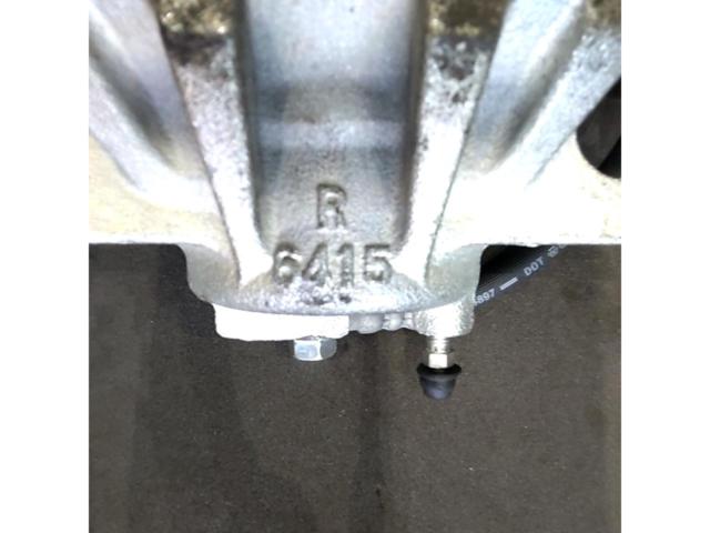 Toyota
30 series
Alphard
2.5L
2WD
Genuine
Front brake caliper
+
Brake rotor