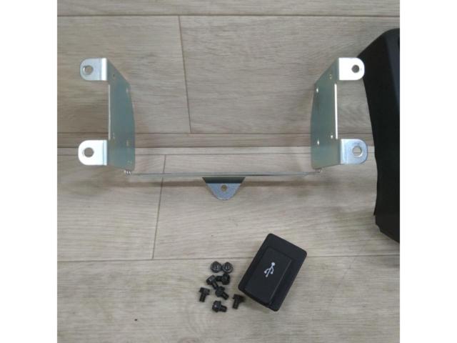 Honda
JF1 / JF2
N-BOX
Genuine
8-inch audio panel & mounting hardware