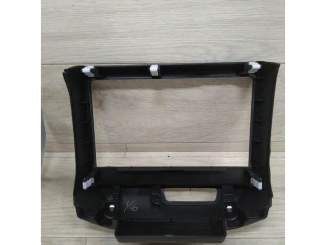 Honda
JF1 / JF2
N-BOX
Genuine
8-inch audio panel & mounting hardware