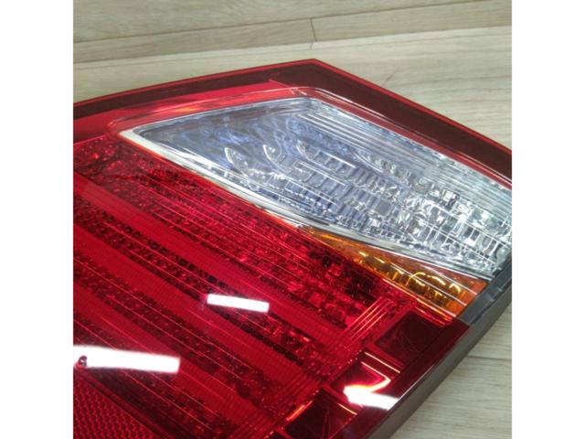 LEXUS/レクサス  LS460 / LS600h 中期 純正 テールレンズ 1台分