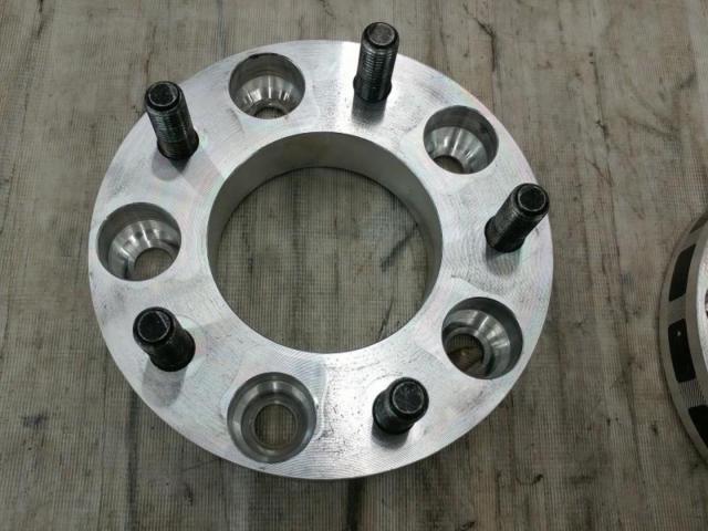 [Wakeari] KICS
Wide tread spacer