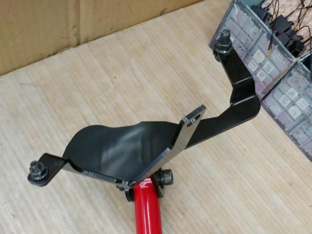 ROSSO MODELLO ストラットタワーバー