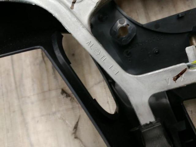 【トヨタ純正】レザーステアリング