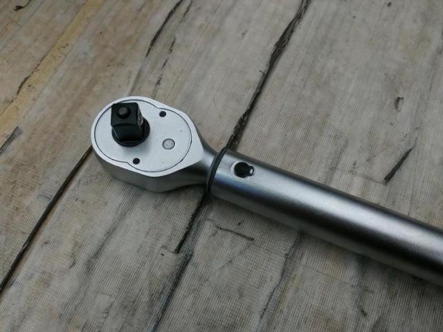 【WG】STRAIGHT 1/2(12.7mm)トルクレンチ プリセット式