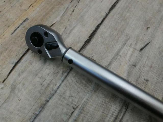 【WG】STRAIGHT 1/2(12.7mm)トルクレンチ プリセット式