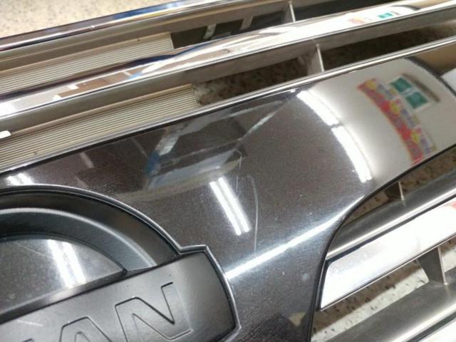日産純正 フロントグリル