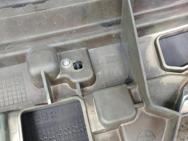日産純正 フロントグリル