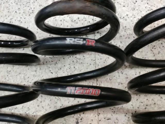 RS-R
Down suspension