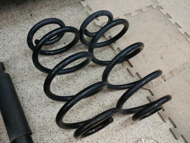 トヨタ純正 サスキット