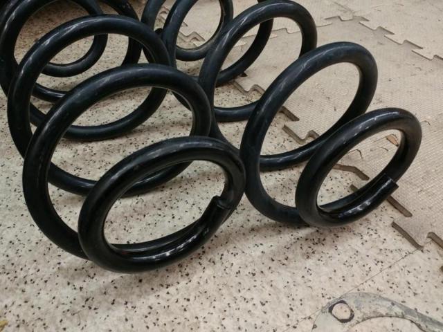 トヨタ純正 サスキット
