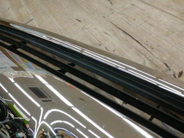 トヨタ純正 フロントグリル