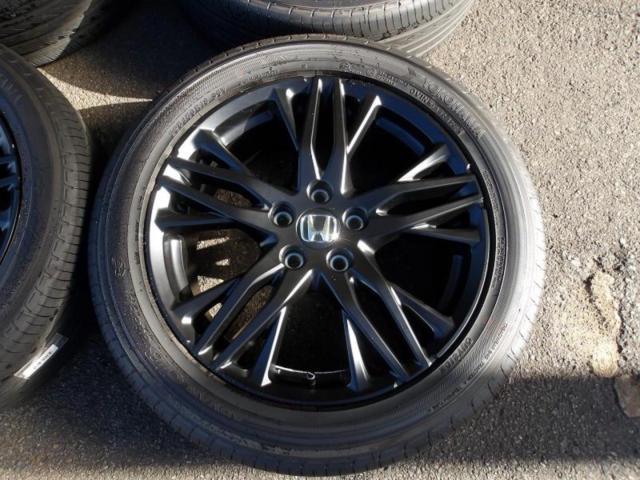 5 Honda Genuine RC5
Odyssey
Absolute
EX Genuine + YOKOHAMA
ADVAN
dB
V-551V
