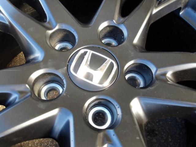 5 Honda Genuine RC5
Odyssey
Absolute
EX Genuine + YOKOHAMA
ADVAN
dB
V-551V