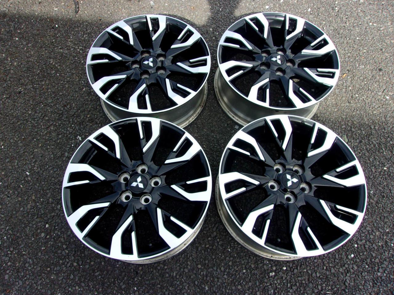 Genuine Mitsubishi parts
Outlander original wheel