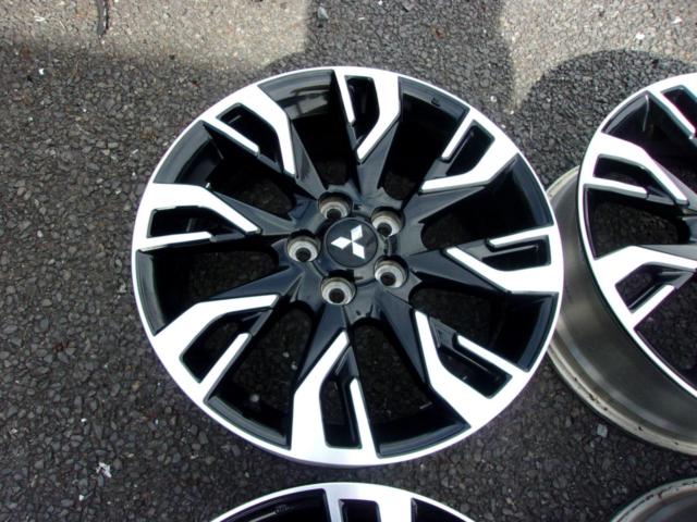Genuine Mitsubishi parts
Outlander original wheel