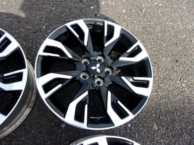 Genuine Mitsubishi parts
Outlander original wheel