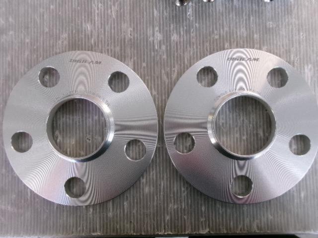 DIGICAM
Wheel Spacer
Toyota dedicated
10 mm