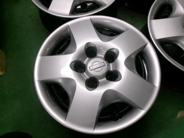 日産 セレナ/C24 純正スチールホイール