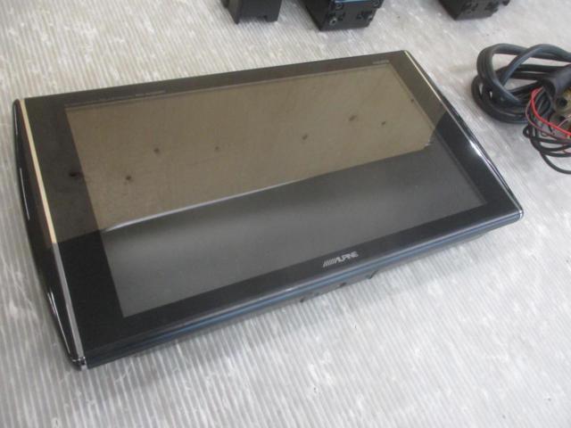 ALPINE
PKH-M1000SV
10.1-inch rear vision monitor