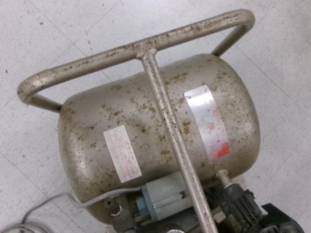 RYOBI RCP-400 オイルレスエアコンプレッサー