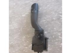 A great find: a genuine Toyota headlight lever.
[Removed from a Yaris Cross gasoline model]