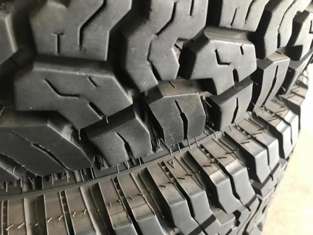 YOKOHAMA GEOLANDAR X-AT 195/80R15 107/105N LT 【4本】