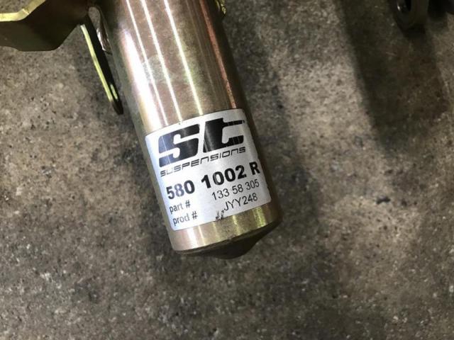 KW
(Kavu~e)
Screw type harmonic drive
ST
[86
(ZN6)
