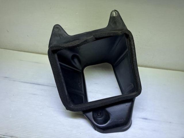 日産 (NISSAN) ER34スカイライン 純正インタークーラー