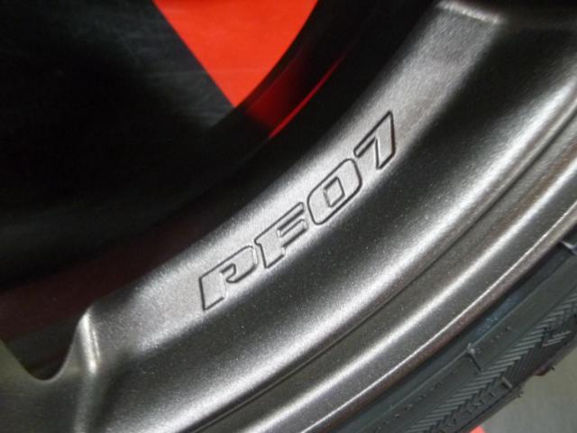 ENKEI PerformanceLine PF07 + KENDA KAISER KR20