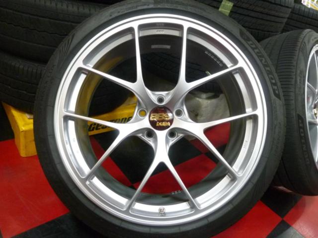 AZSH36W/37W
Crown Sport size!!
BBS
RI-D
(RI091)
+
DUNLOP
SPORT
MAXX
LUX