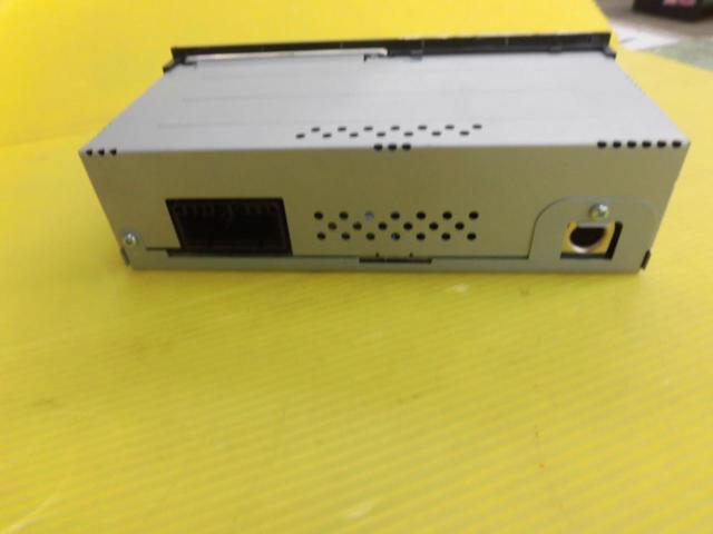 Genuine Suzuki parts
Radio Tuner
39101-82M26