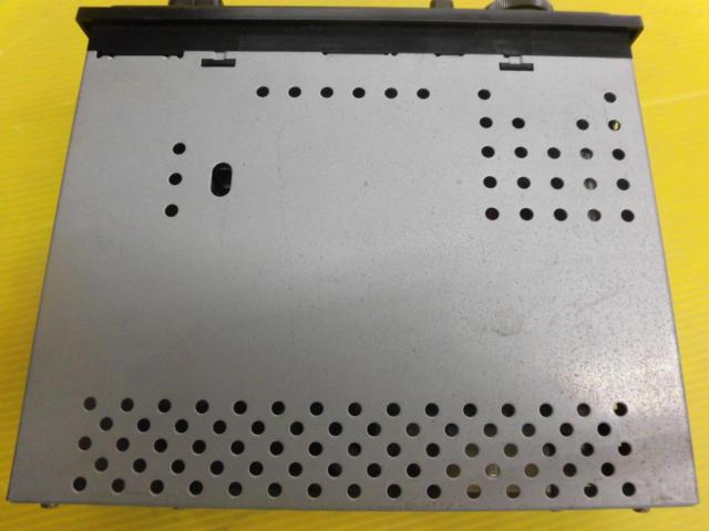 Suzuki genuine 1DIN cassette tuner
39101 - 76 G 11 - 000