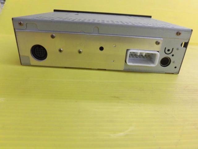Suzuki genuine 1DIN cassette tuner
39101 - 76 G 11 - 000