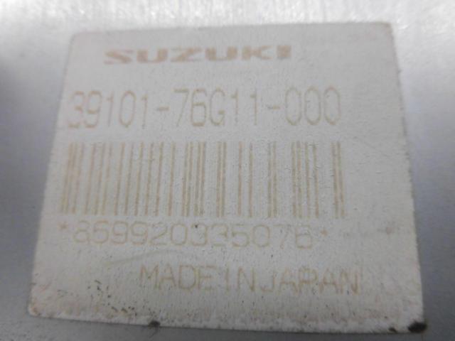 Suzuki genuine 1DIN cassette tuner
39101 - 76 G 11 - 000
