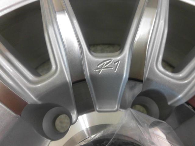 Others
COSMIS
RACING
R1
