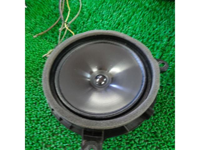 Toyota genuine door speakers