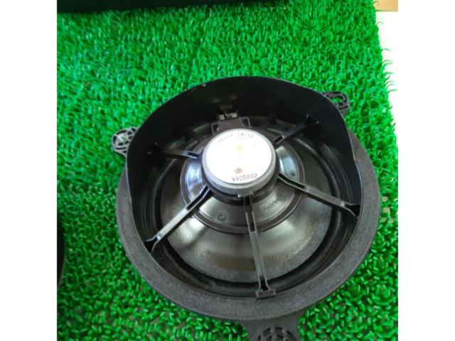 Toyota genuine door speakers