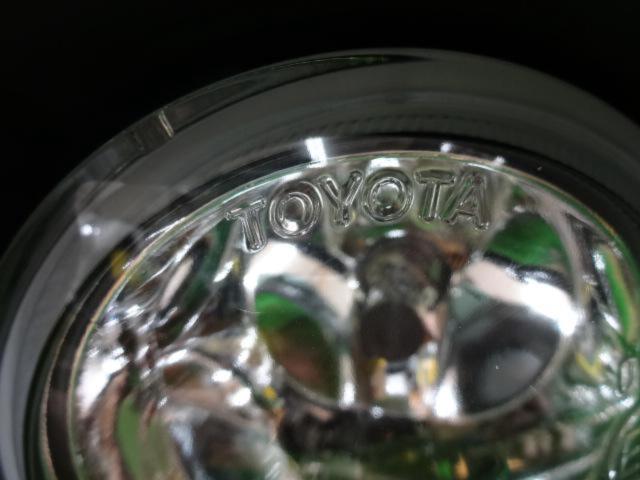 TOYOTA 純正フォグランプ左右  カルディナ