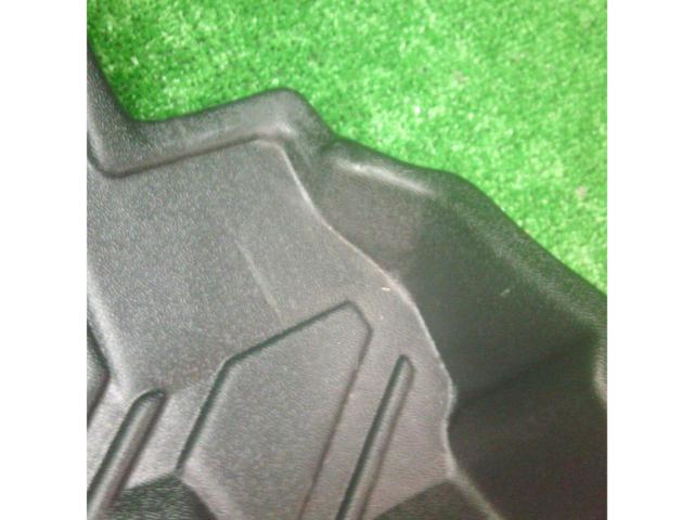 メーカー不明 3Dリア用フロアマット ジムニー/JB64W ジムニーシエラ/JB74W