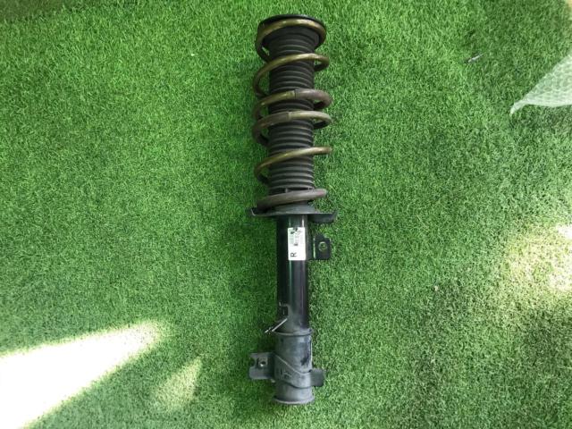 【ワケアリ】SUZUKI(スズキ) スイフトスポーツ/ZC32S純正ショック +TEIN ダウンサス