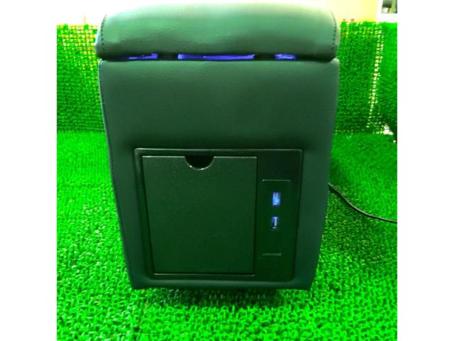 メーカー不明 コンソールボックス セレナ e-POWER/C27