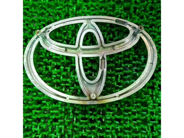 TOYOTA(トヨタ) 純正 エンブレム
