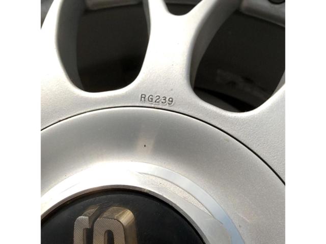 BBS (Bee-Bees)
RG(RG239)