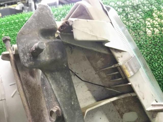 【トヨタ純正】AE86 カローラレビン 前期 純正ヘッドライト